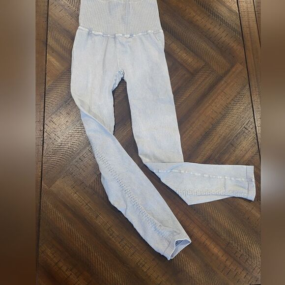 Free People Good Karma Ice Grey Leggings XS/S NWOT - Picture 1 of 5